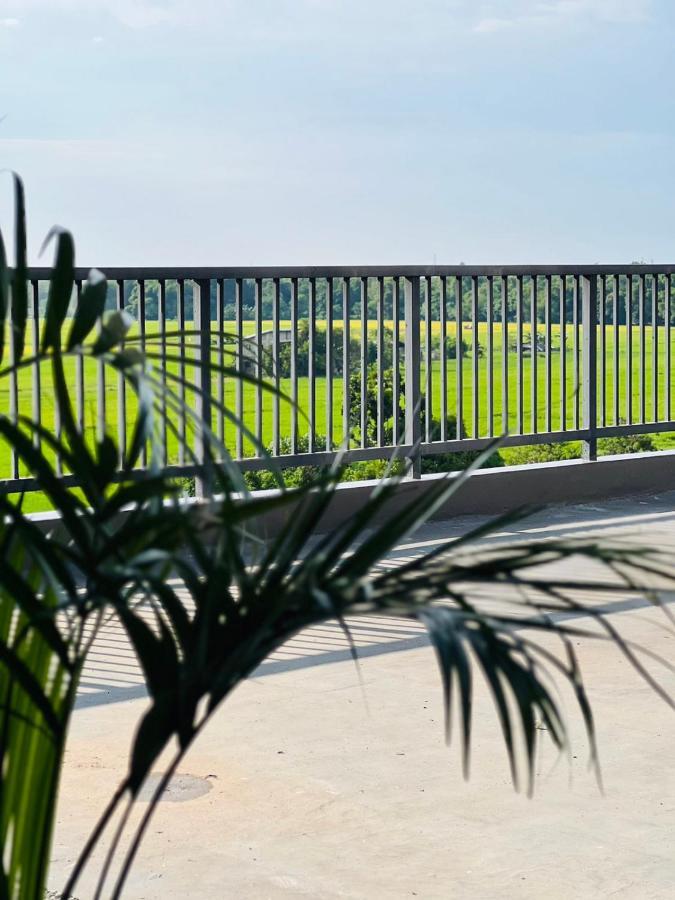 Urdaneta Levo Hotel מראה חיצוני תמונה