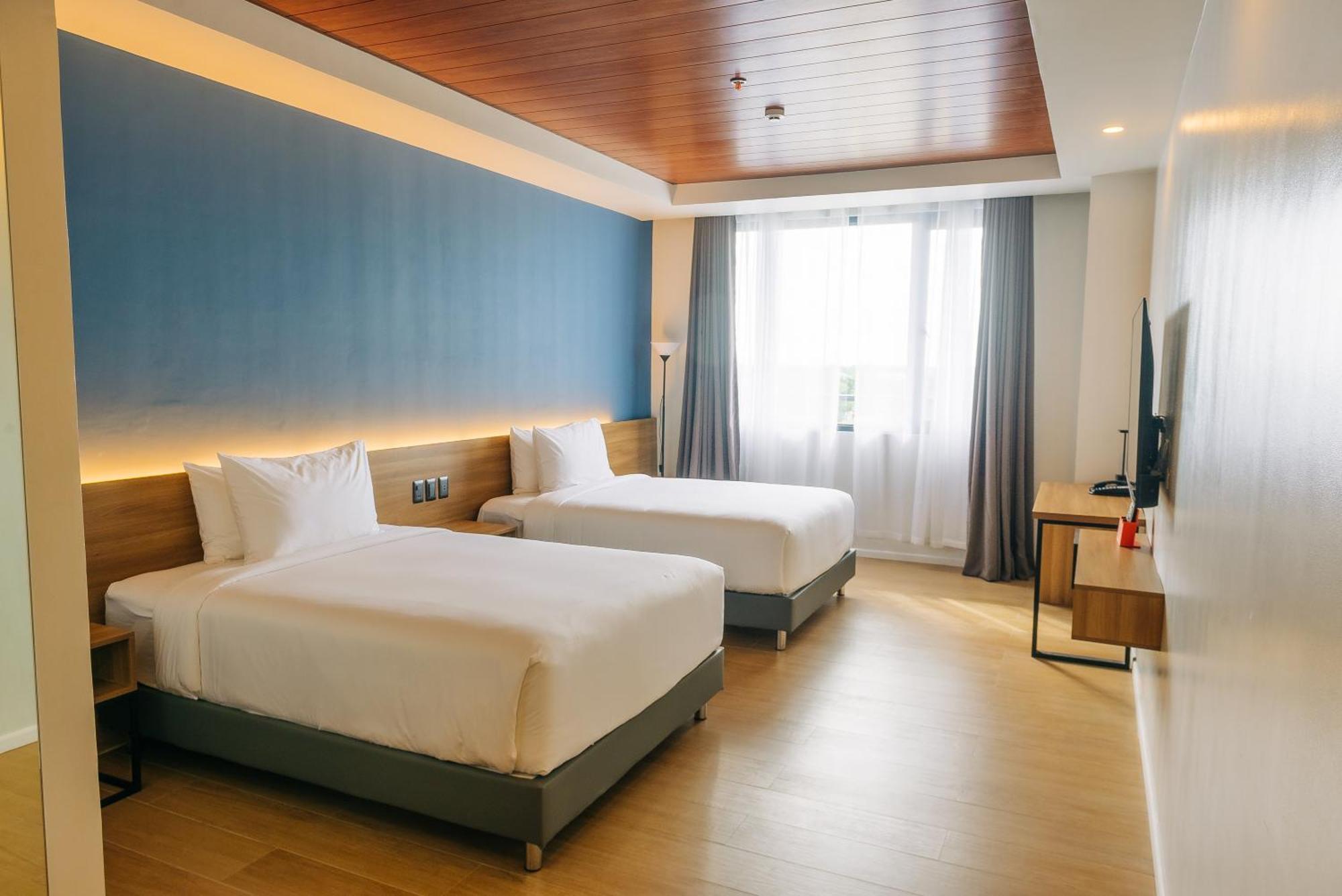Urdaneta Levo Hotel מראה חיצוני תמונה
