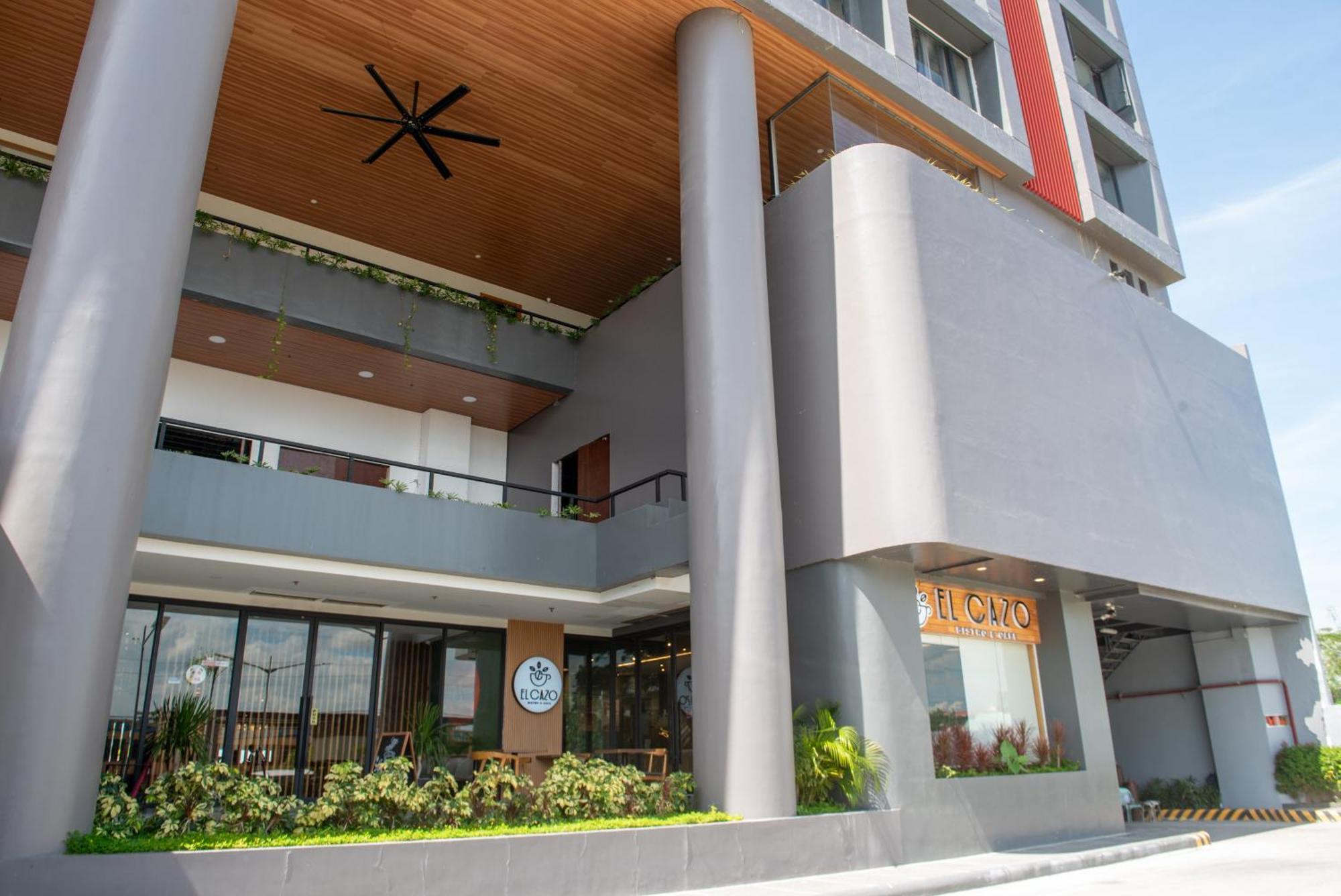 Urdaneta Levo Hotel מראה חיצוני תמונה